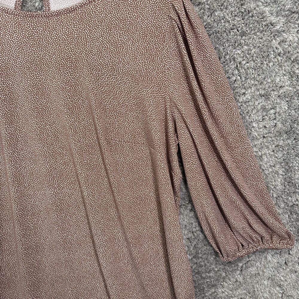 Adrianna Papell Blouse Top Size 1X Polka Dot Taupe Neutral Stretch 3/4 Sleeve - Picture 2 of 10